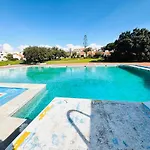 T1, Oura Apartamento