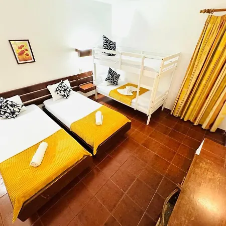 T1, Oura アルブフェイラ